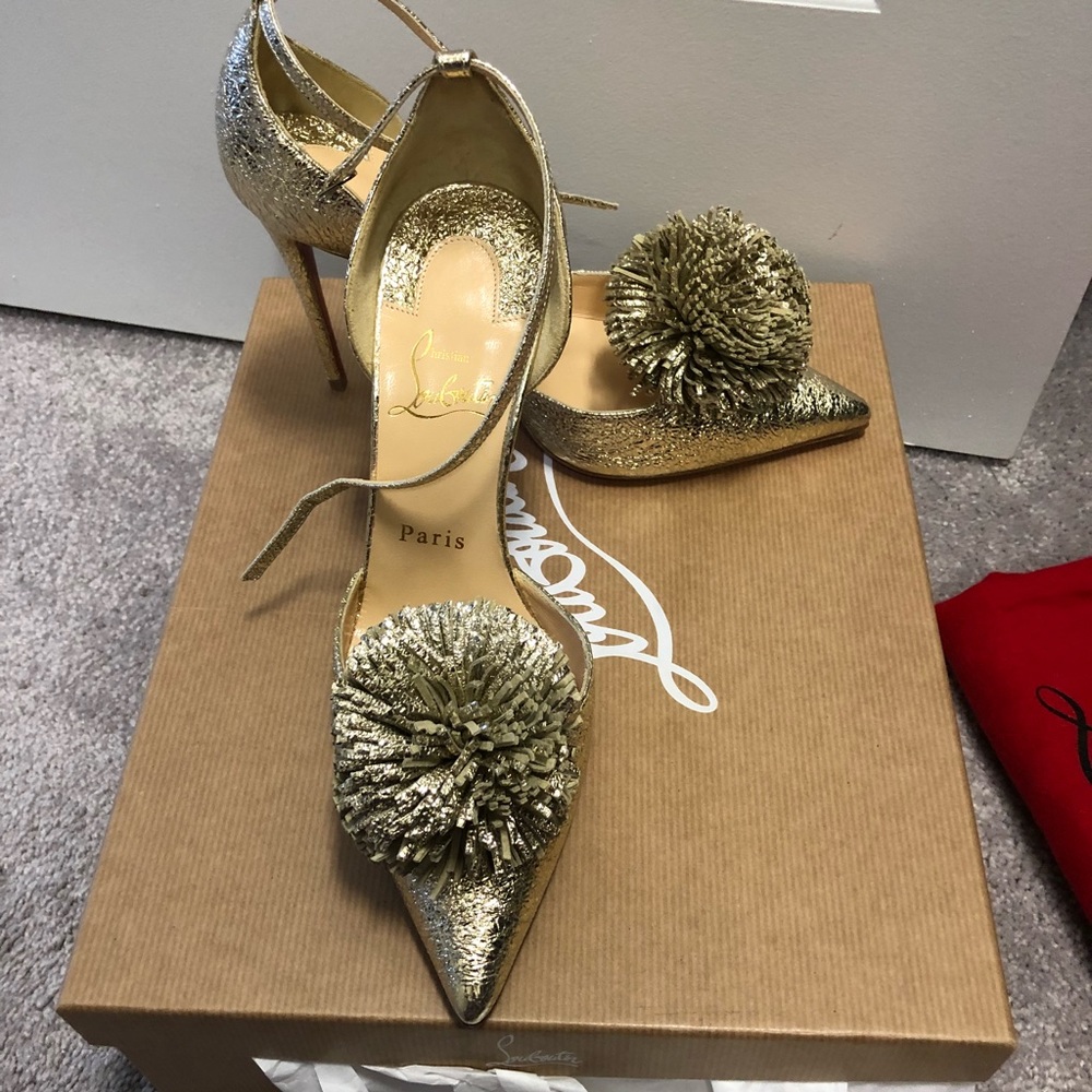 Christian Louboutin BRAND NEW 36.5